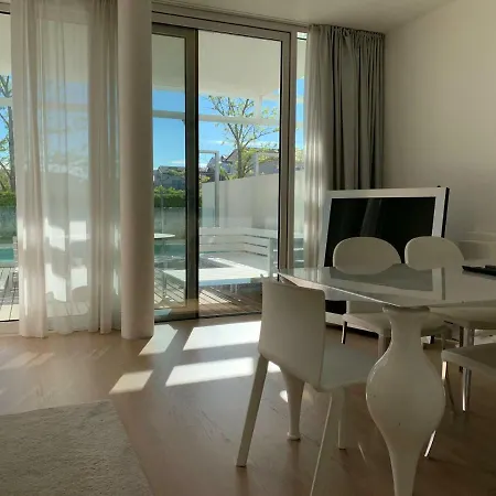 The Beach House By Richard Meier